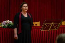 Kép szöveg