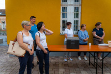 Kép szöveg