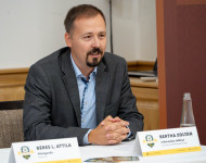 Kép szöveg