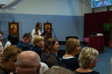 Kép szöveg