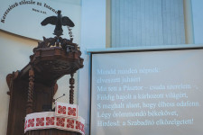 Kép szöveg