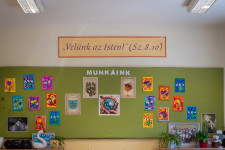 Kép szöveg