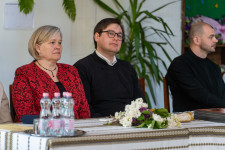 Kép szöveg