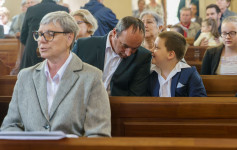 Kép szöveg