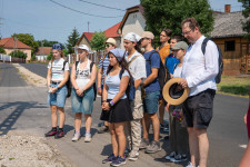 Kép szöveg