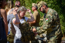 Kép szöveg