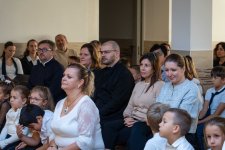 Kép szöveg