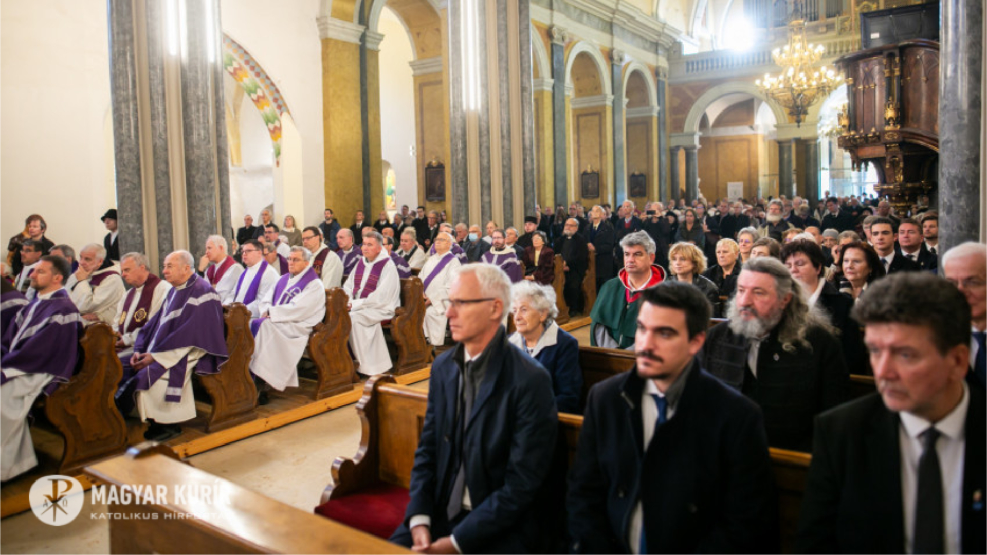 Erdő Péter bíboros Jelenits István gyászmiséjén: „Halló szívű, bölcs ember volt”