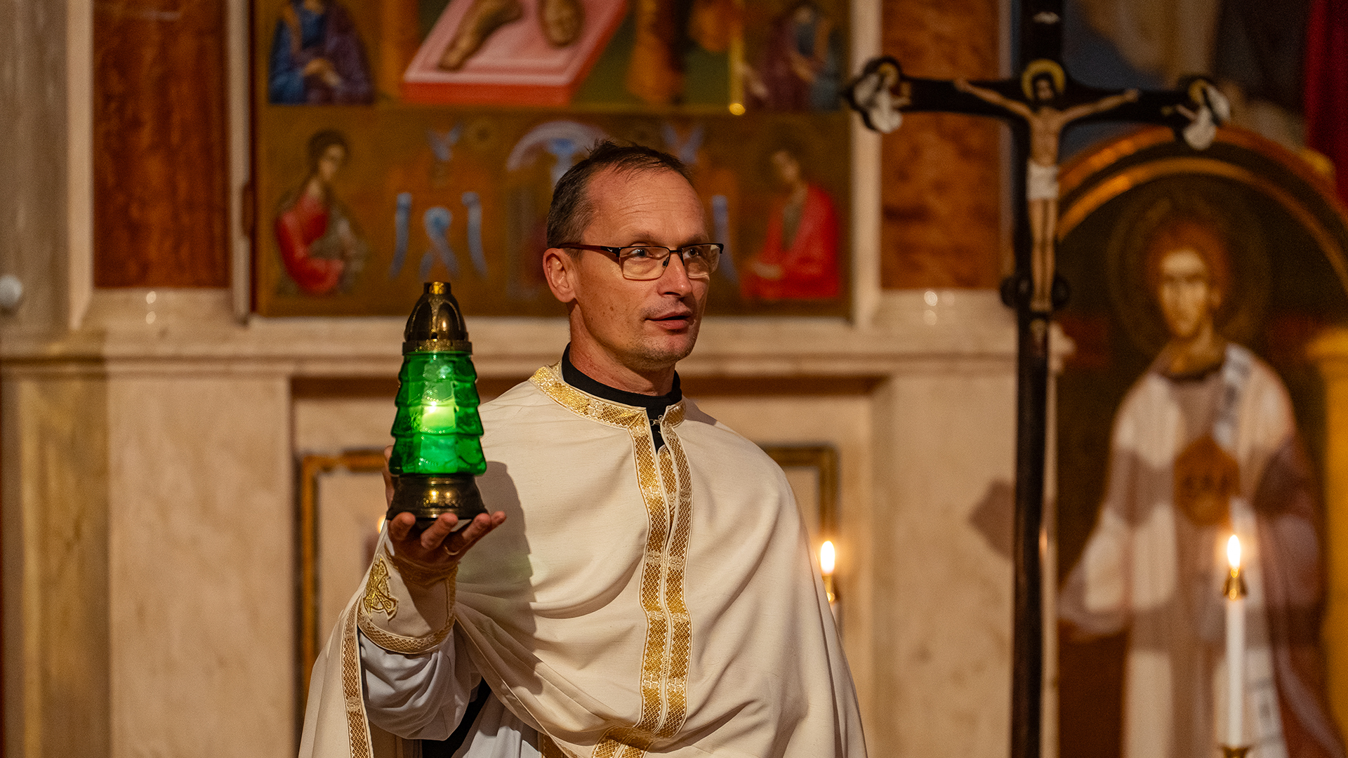 Megérkezett a betlehemi békeláng Nyíregyházára