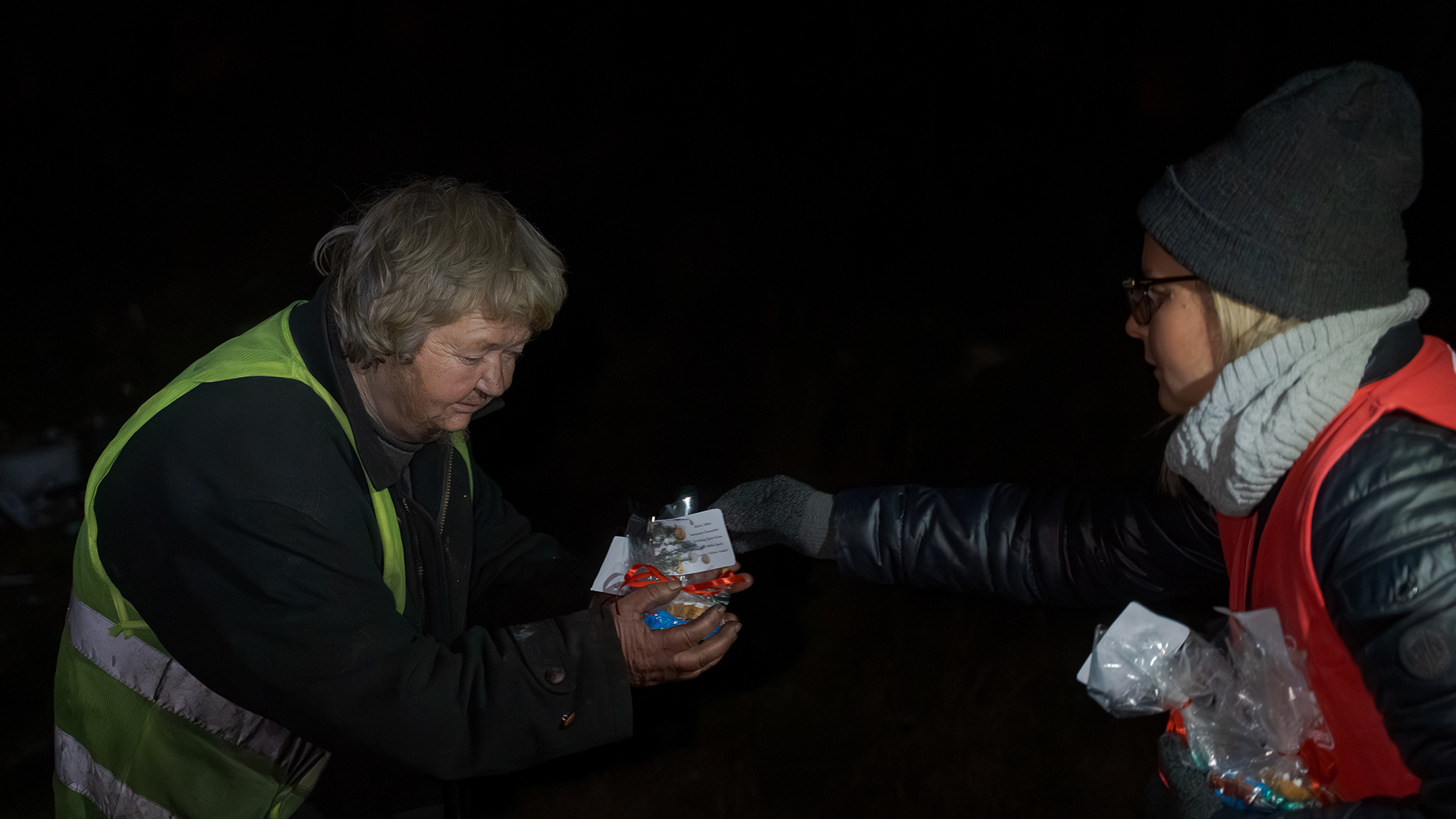 Meleg étel és jó szó: karácsonyi karitászos segítségnyújtás Nyíregyháza utcáin 