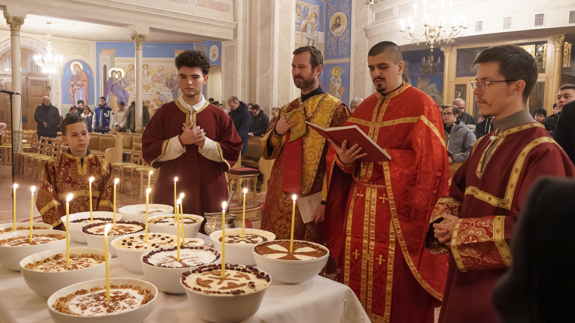 „A böjtnek édesnek kell lennie” – Kolibaszentelés a Szent Miklós-székesegyházban