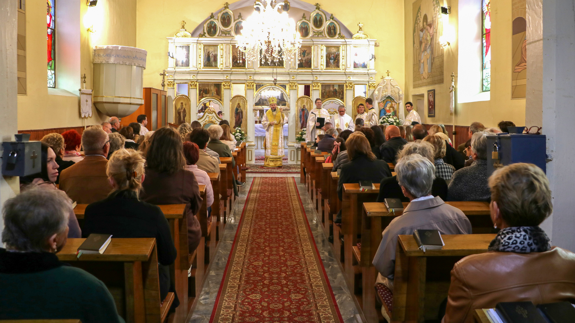 Templombúcsú és zarándokpihenő megáldása Napkoron – a remény magjai a közösség szolgálatában