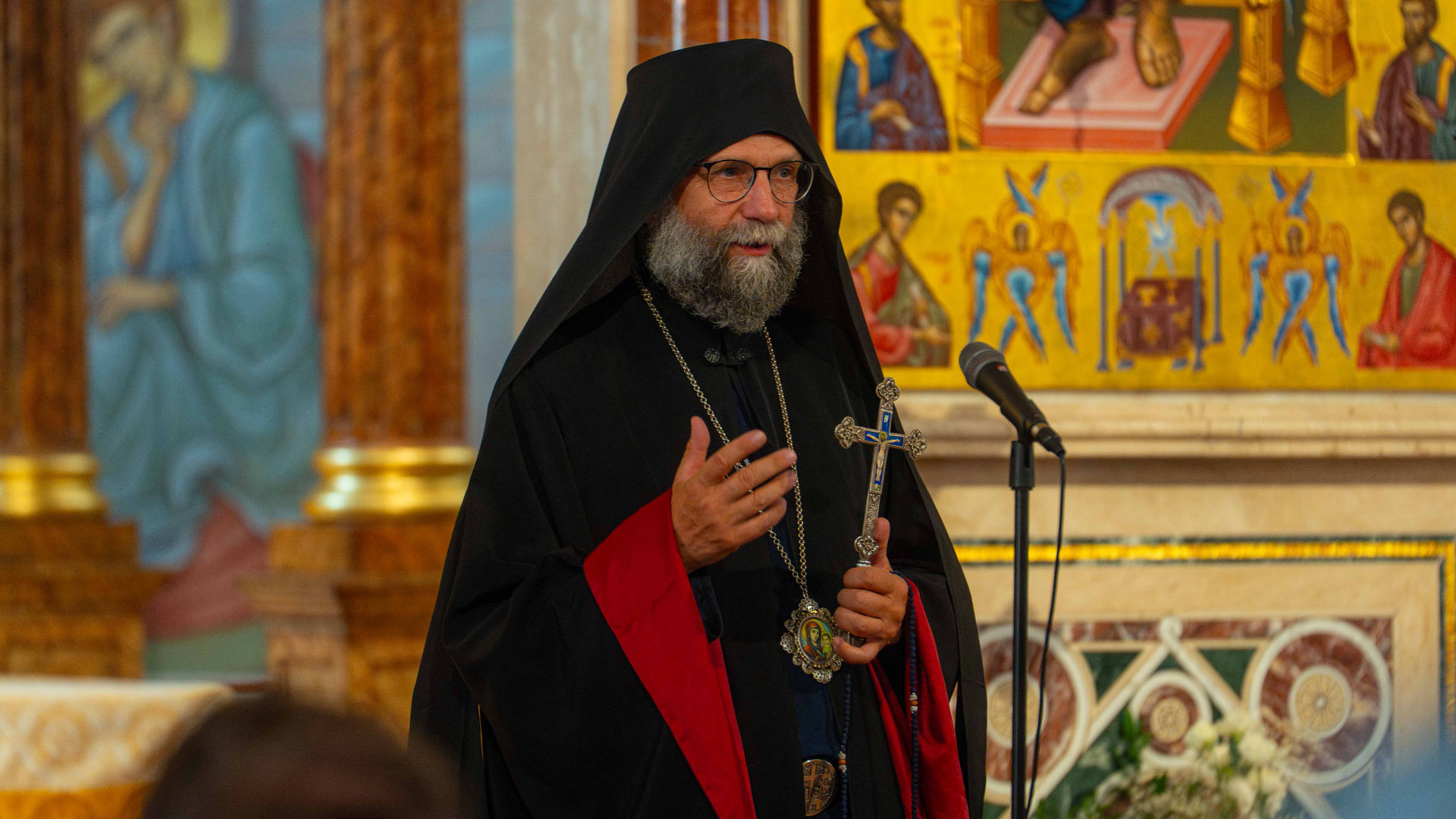 Legyetek bátrak és jámborak! – Kocsis Fülöp metropolita prédikációja a 22+ zarándoklaton